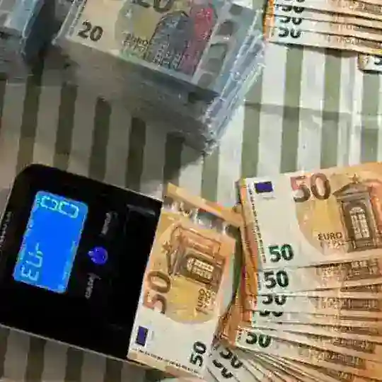 Europe Bankz Notez Creditz Cardz