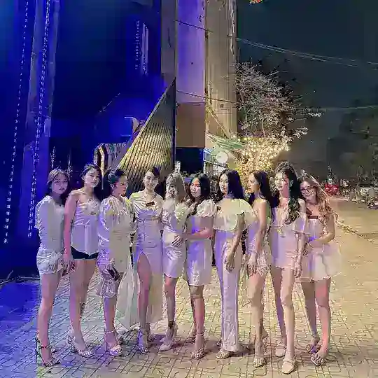 MASSAGE HOANG GIA π