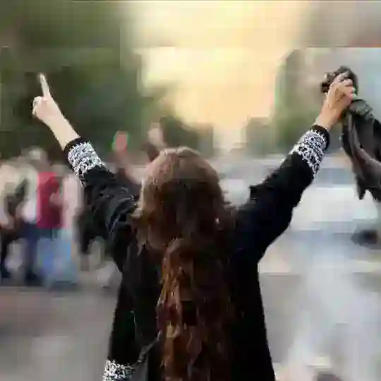 جوانان معترض ایران