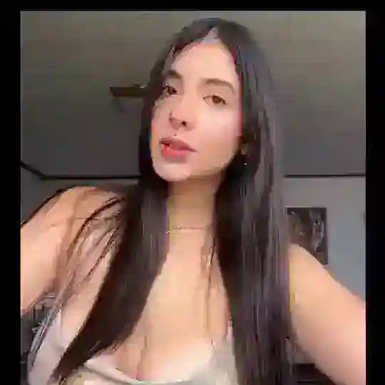 Camila Valencia