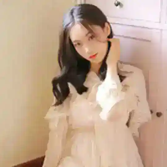 满满出售一手微信 QQ 支付宝在线中…