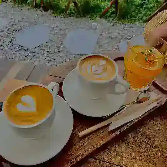 Hội cchị em bạn gì tâm sự chia sẽ chuyện thầm kín