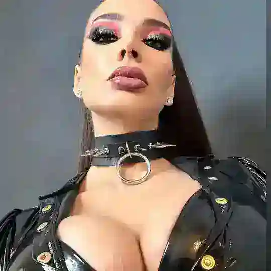فمدام میس هلما