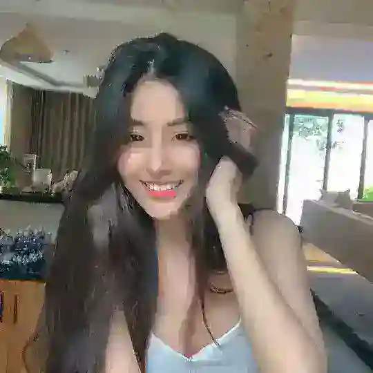 新世界🇲🇾VVIP Party Girls NewWorld Premium Local Freelance Agency High End Models Escort Outcall Kuala Lumpur Malaysia