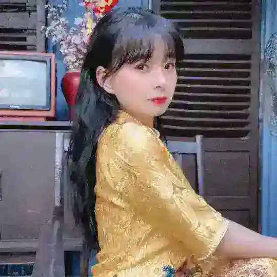 Câu lạc bộ 18+