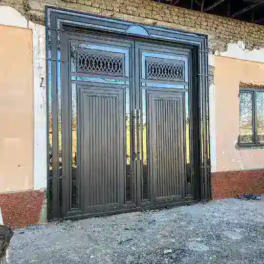 Namangan Temir darvoza.