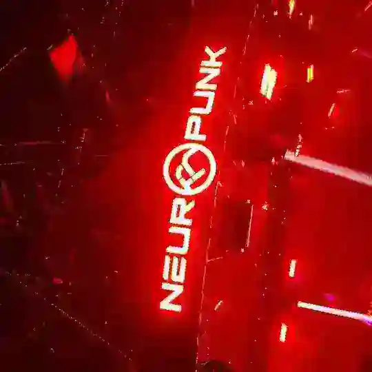 NEUROPUNK Chat