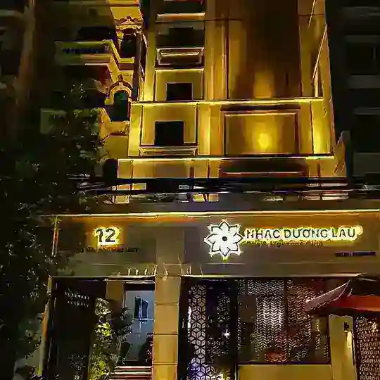NHẠC DƯƠNG LẦU SPA& MASSAGE HN